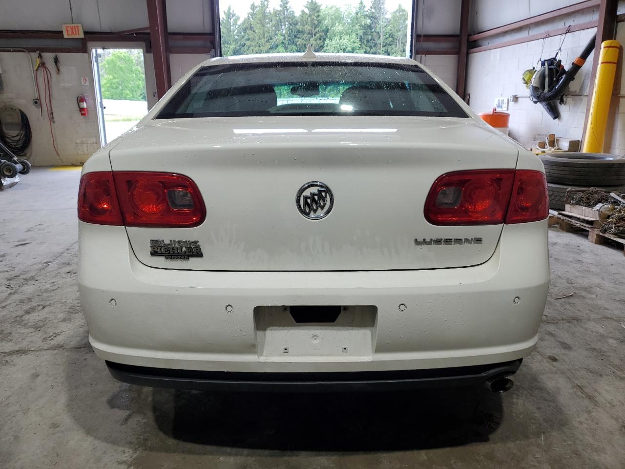 2010 Buick Lucerne Cx VIN: 1G4HB5E11AU103283 Lot: 62791345