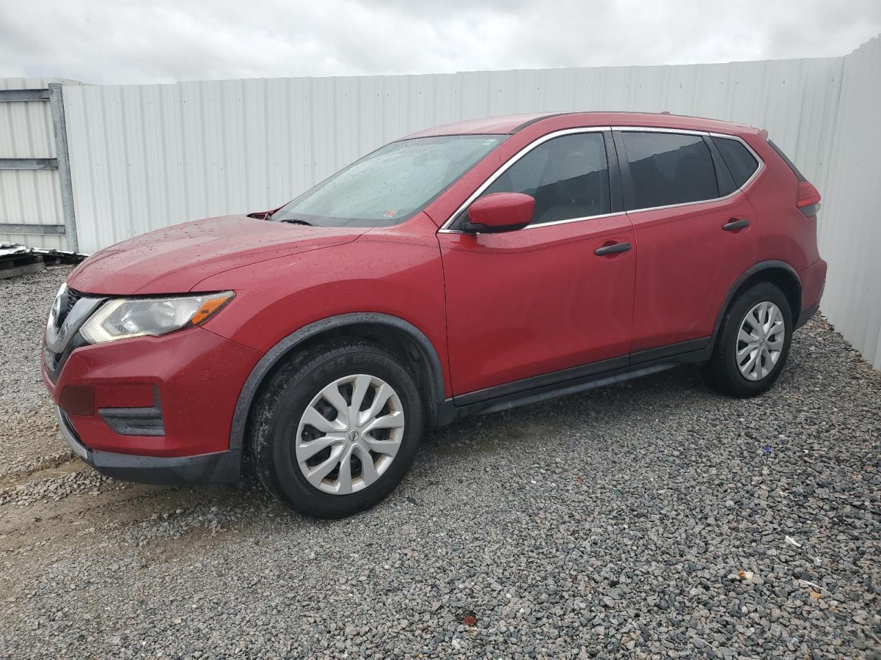 2017 Nissan Rogue S იყიდება Riverview-ში, FL - Front End