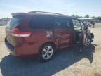 2014 Toyota Sienna Le for Sale in Antelope, CA - Front End