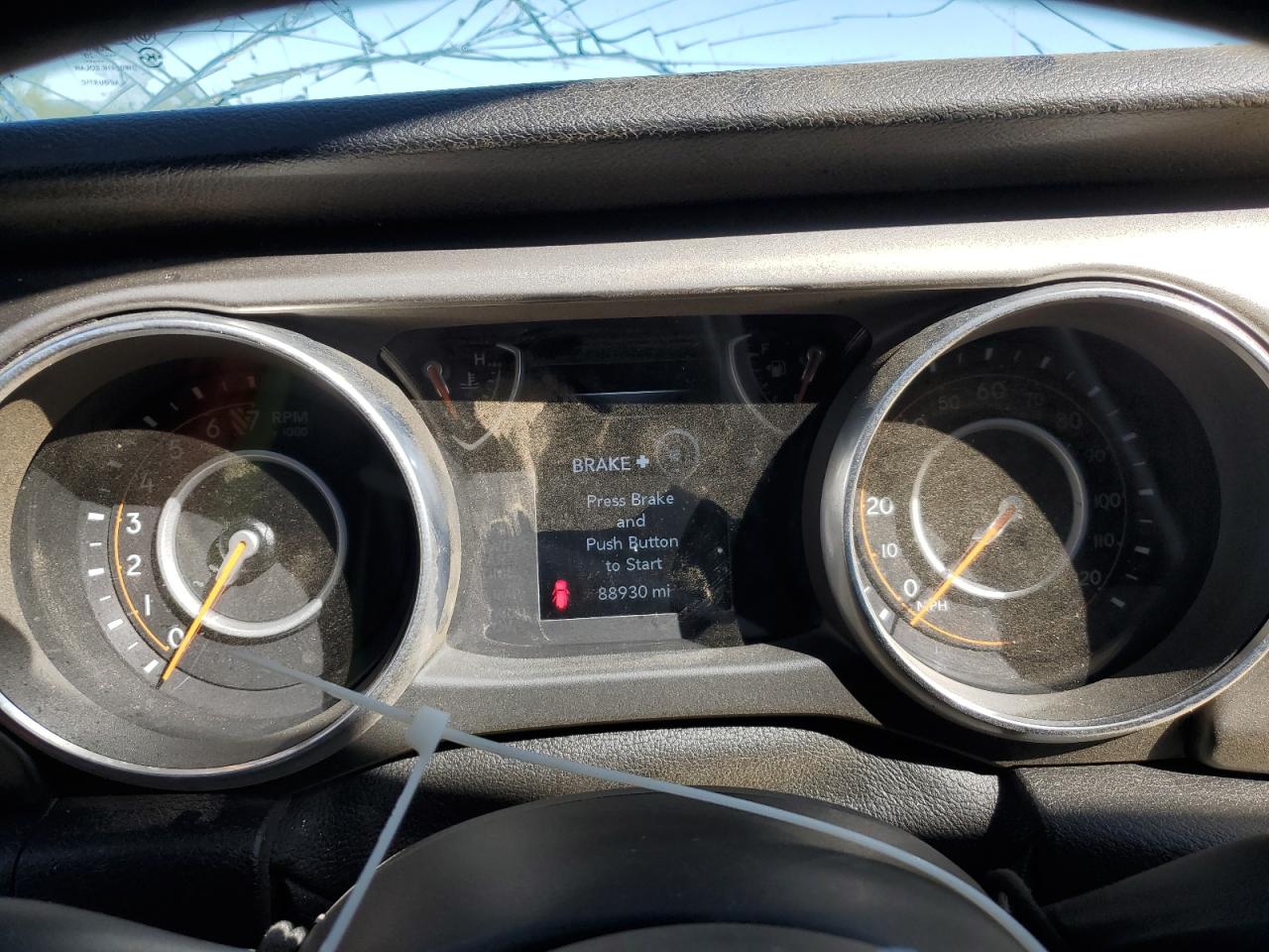 JEEP WRANGLER 2018 VIN 1C4HJXDG1JW181852 photo 9