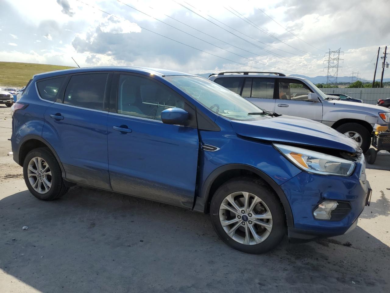 FORD ESCAPE 2017 VIN 1FMCU9GD2HUE72814 zdjęcie 4