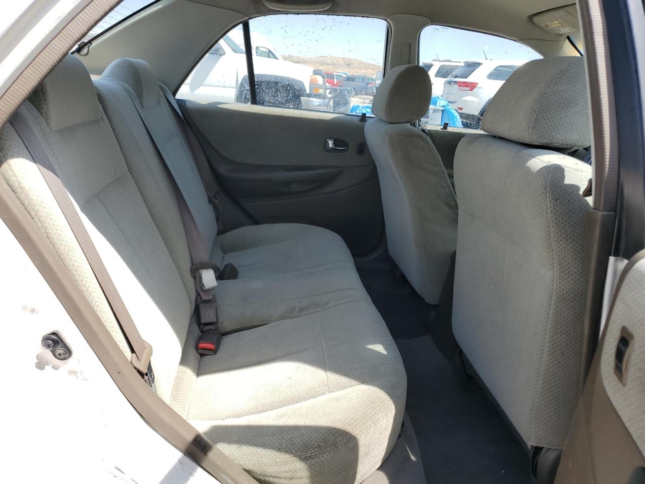2000 Mazda Protege Dx VIN: JM1BJ2224Y0203582 Lot: 62561055