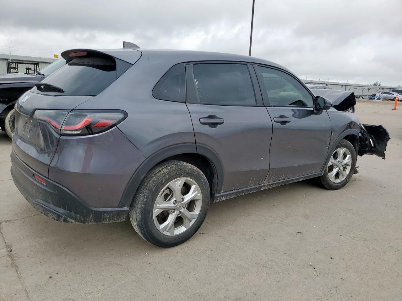 HONDA HR-V 2023 VIN 3CZRZ1H35PM715648 фото 3