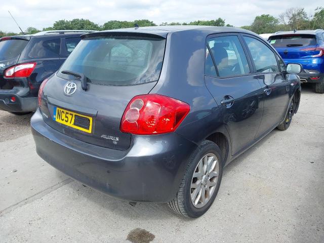 2007 TOYOTA AURIS T3 V