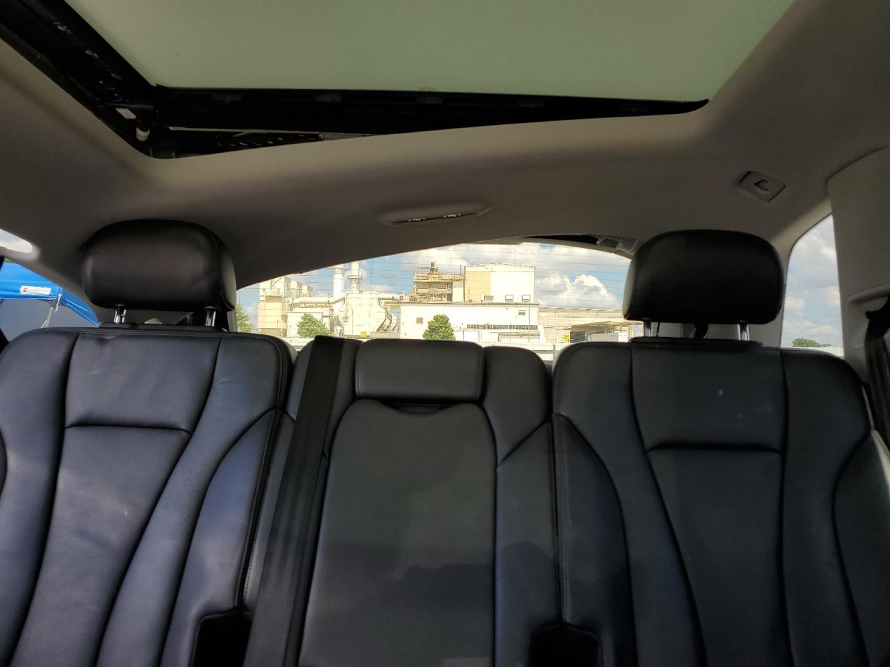2017 Audi Q7 Premium Plus VIN: WA1LAAF77HD043561 Lot: 62388215