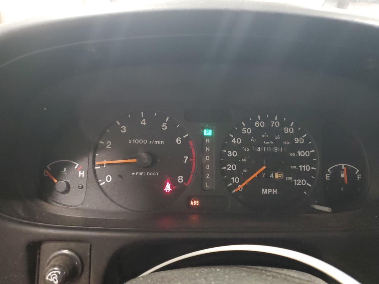 1999 Honda Passport Ex VIN: 4S6CK58WXX4414812 Lot: 61329645
