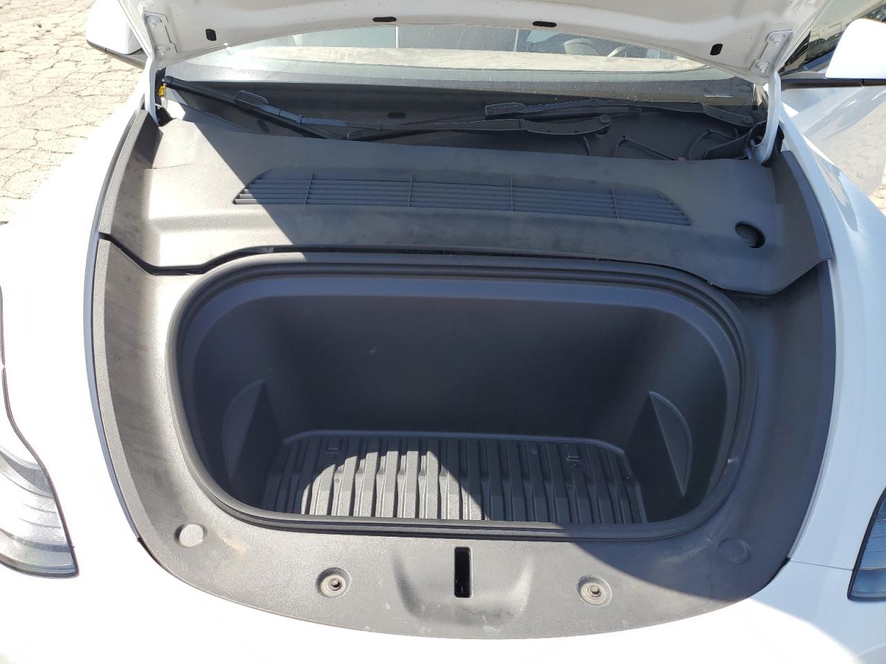 7SAYGDEE9PF849360 2023 Tesla Model Y