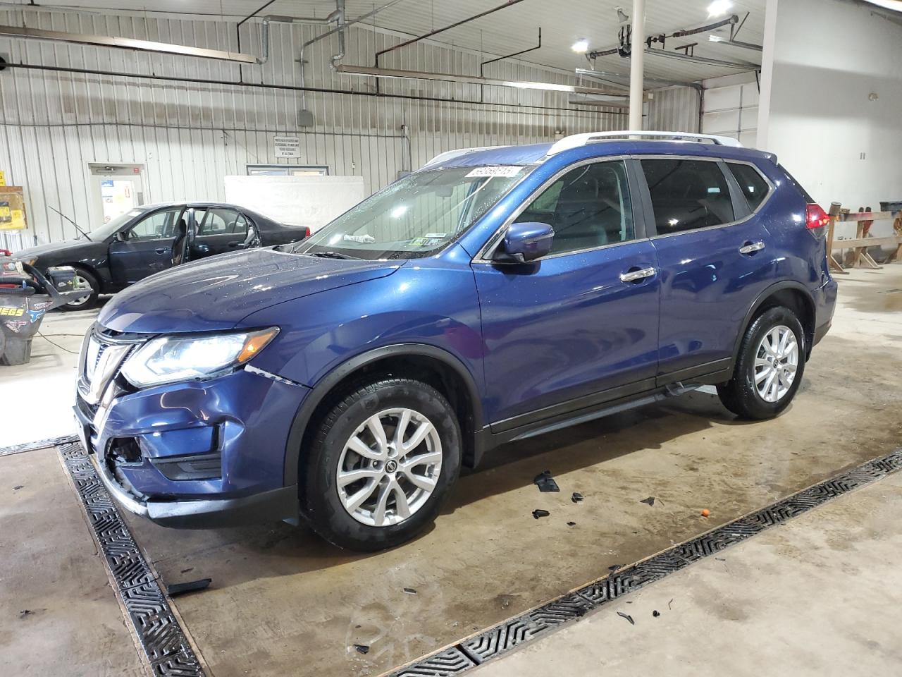 2017 Nissan Rogue Sv na sprzedaż w York Haven, PA - Front End