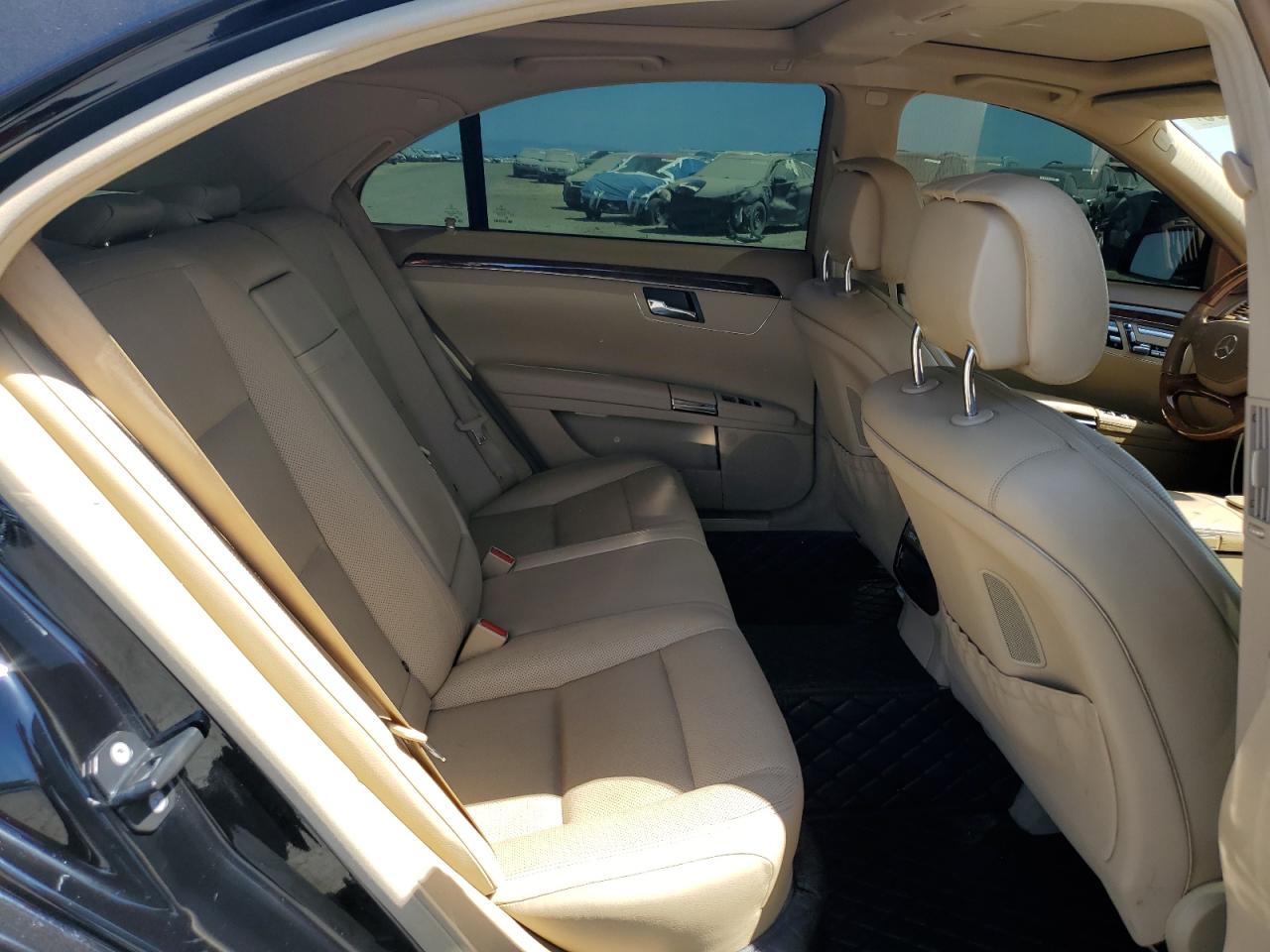 2010 Mercedes-Benz S 550 VIN: WDDNG7BB2AA345489 Lot: 62427105