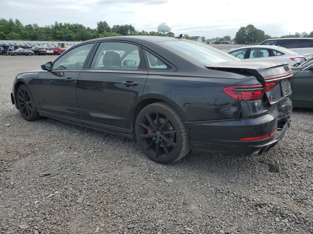 AUDI S8 2023 VIN WAULSAF89PN006786 zdjęcie 2
