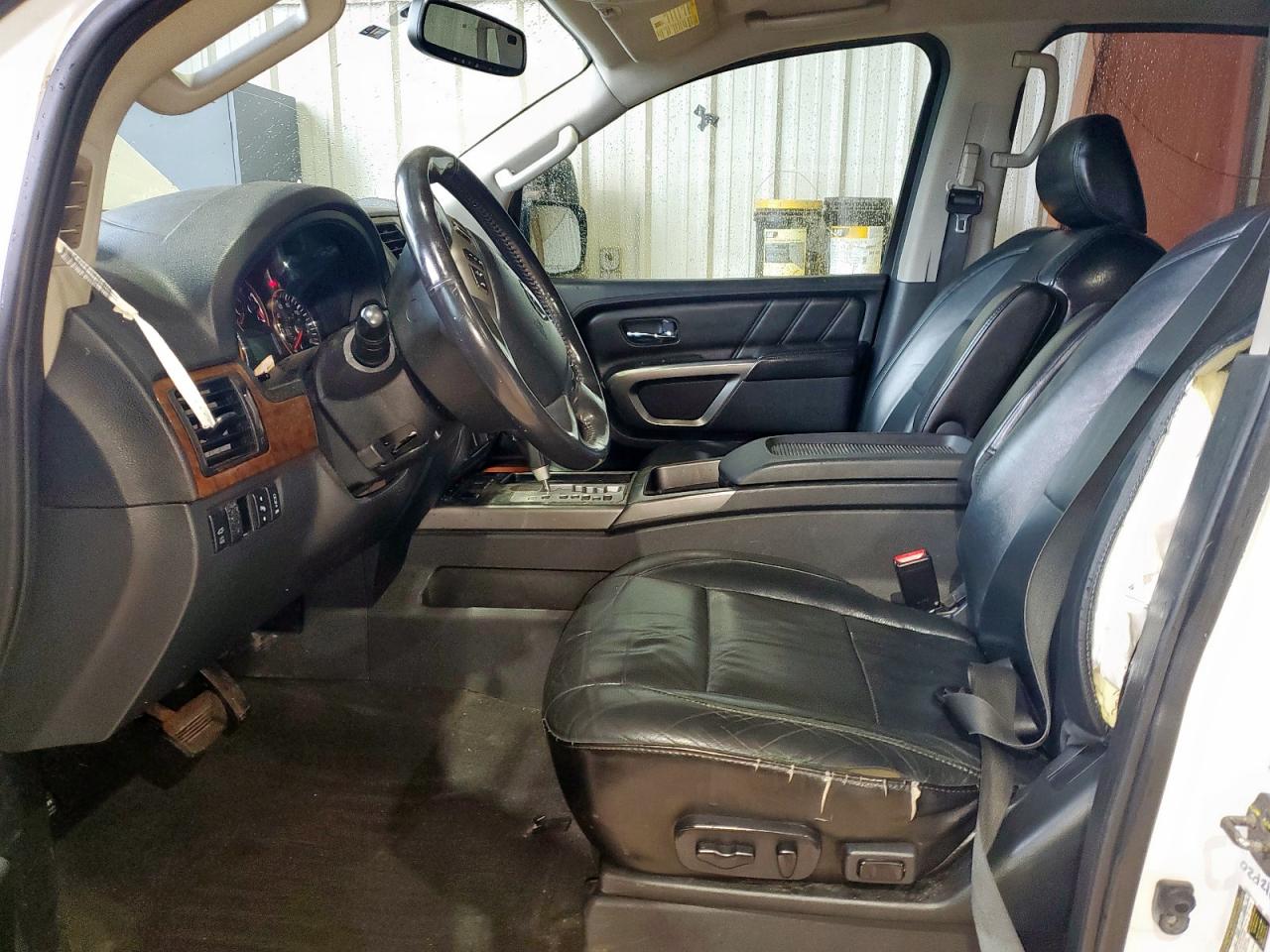 2015 Nissan Armada Sv VIN: 5N1BA0ND2FN615304 Lot: 60624935