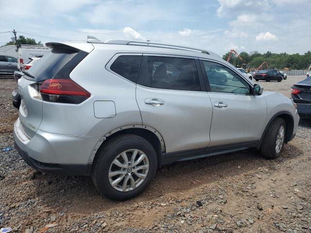  NISSAN ROGUE 2018 Srebrny