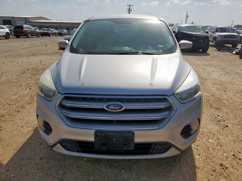  FORD ESCAPE 2017 Srebrny