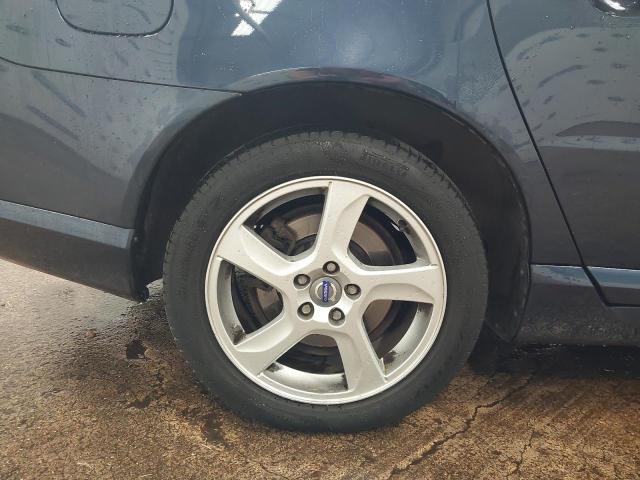 2012 VOLVO V70 SE LUX