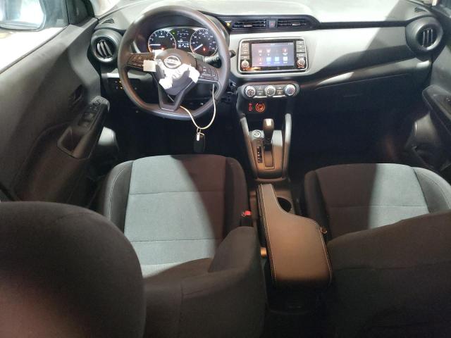  NISSAN KICKS 2024 Gray