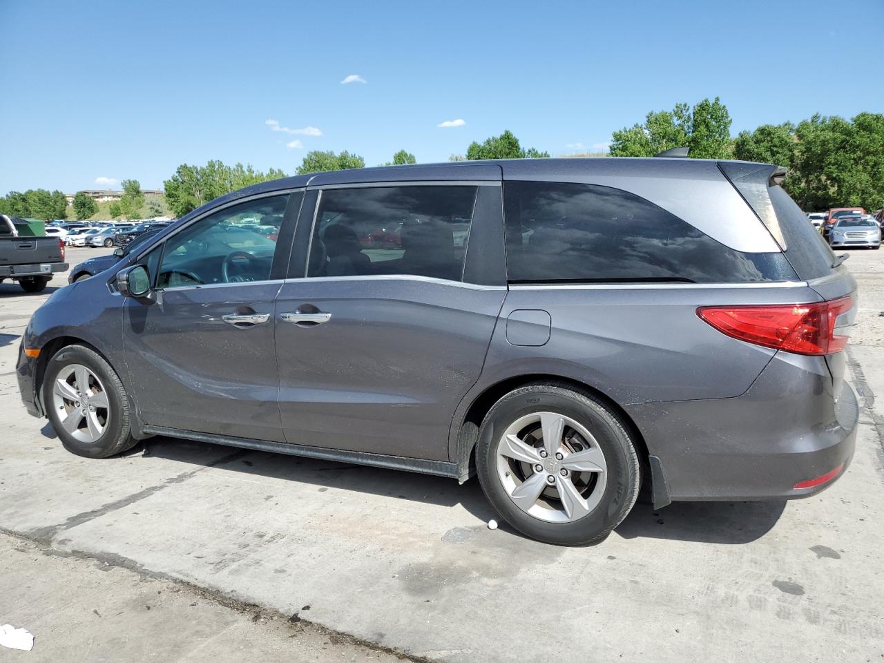 HONDA All Models 2019 VIN 5FNRL6H51KB028606 photo 2