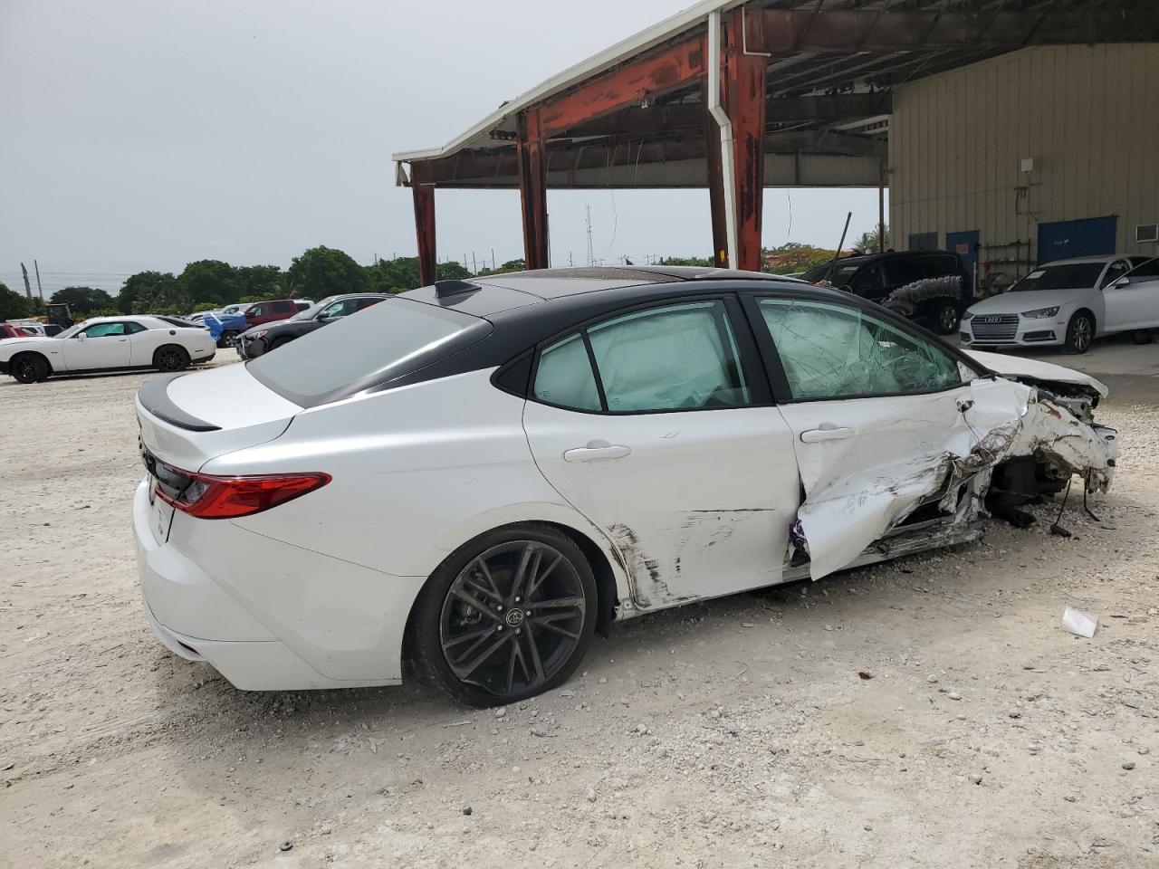 4T1DAACK8SU017072 TOYOTA CAMRY 2025