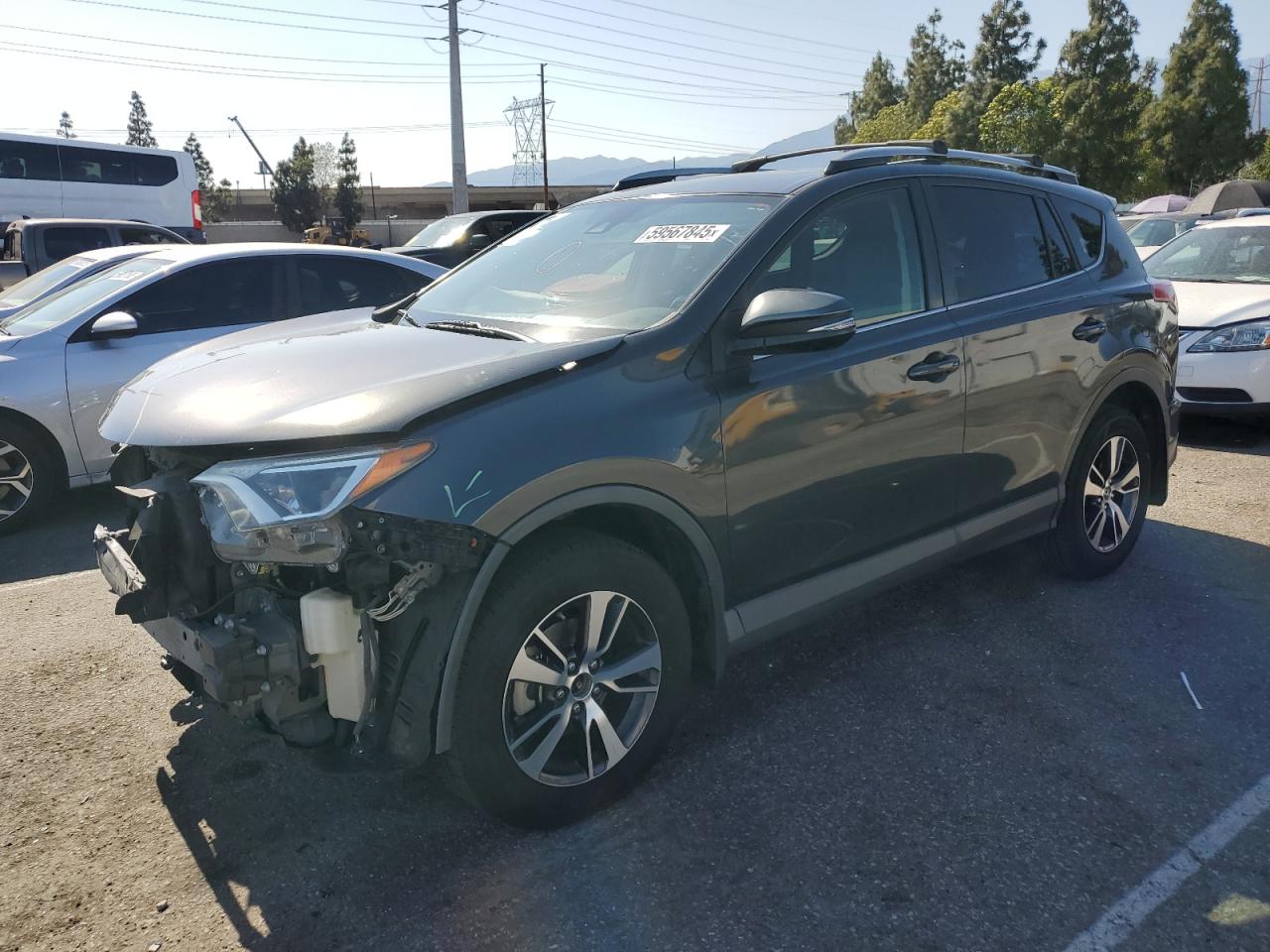 2017 Toyota Rav4 Xle de vânzare în Rancho Cucamonga, CA - Front End