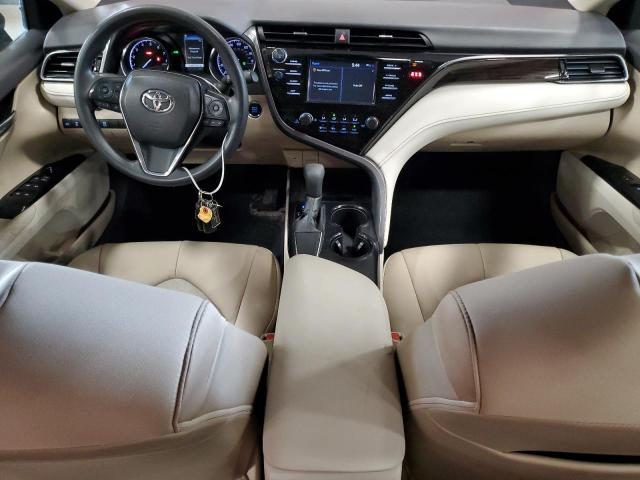 TOYOTA CAMRY 2019 Красный