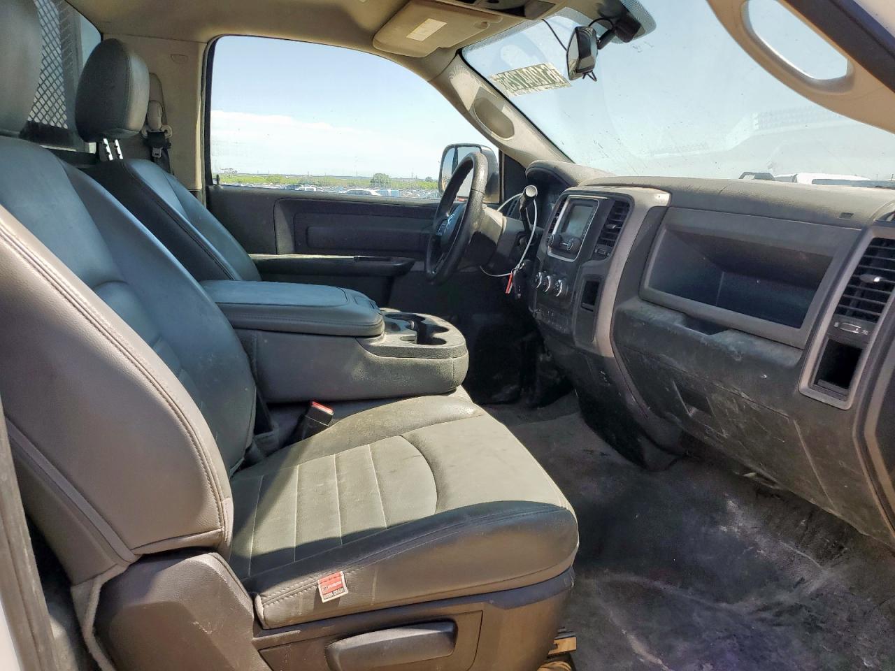 2017 Ram 2500 St VIN: 3C7WR4AT5HG609210 Lot: 61204725