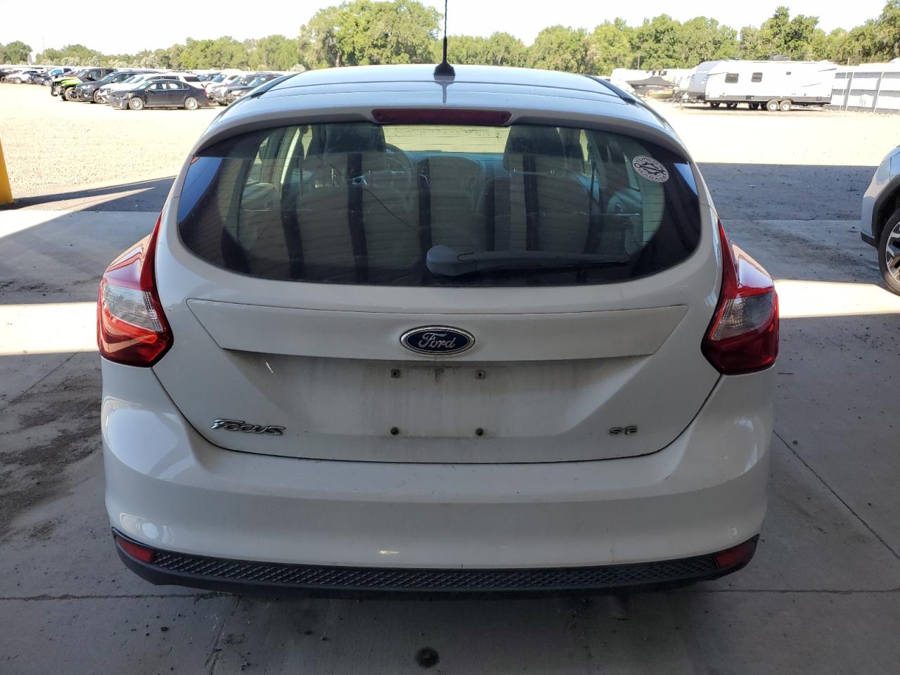 2014 Ford Focus Se VIN: 1FADP3K28EL391911 Lot: 62848605