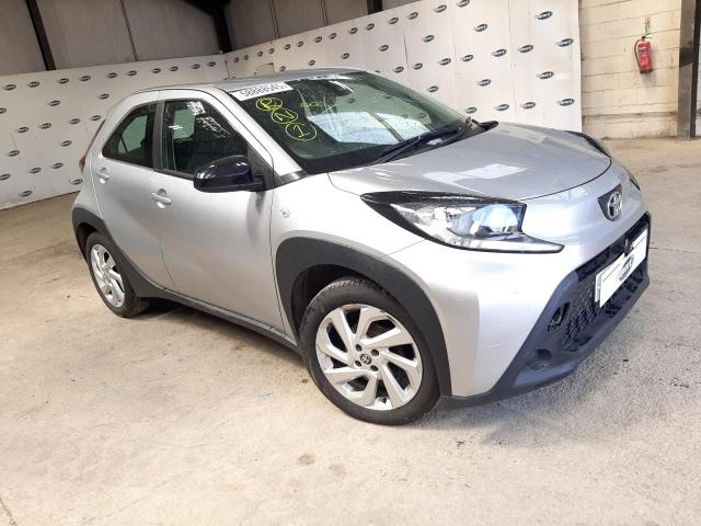 2023 TOYOTA AYGO X PUR