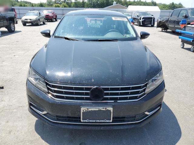  VOLKSWAGEN PASSAT 2016 Black