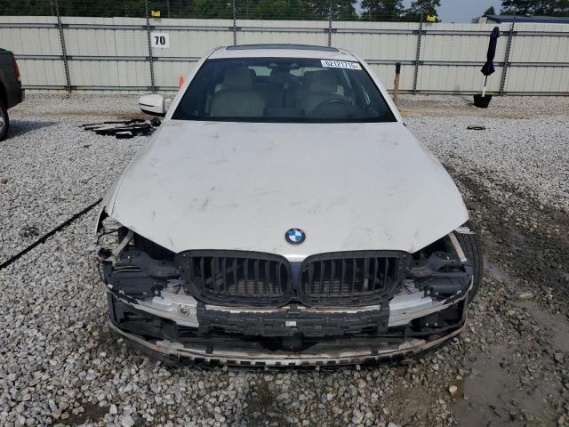  BMW 5 SERIES 2018 Белы