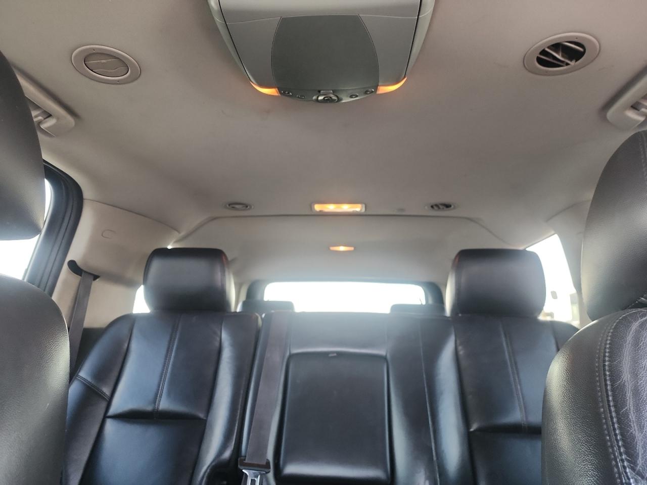 2011 Chevrolet Suburban K1500 Lt VIN: 1GNSKJE39BR173677 Lot: 61867245