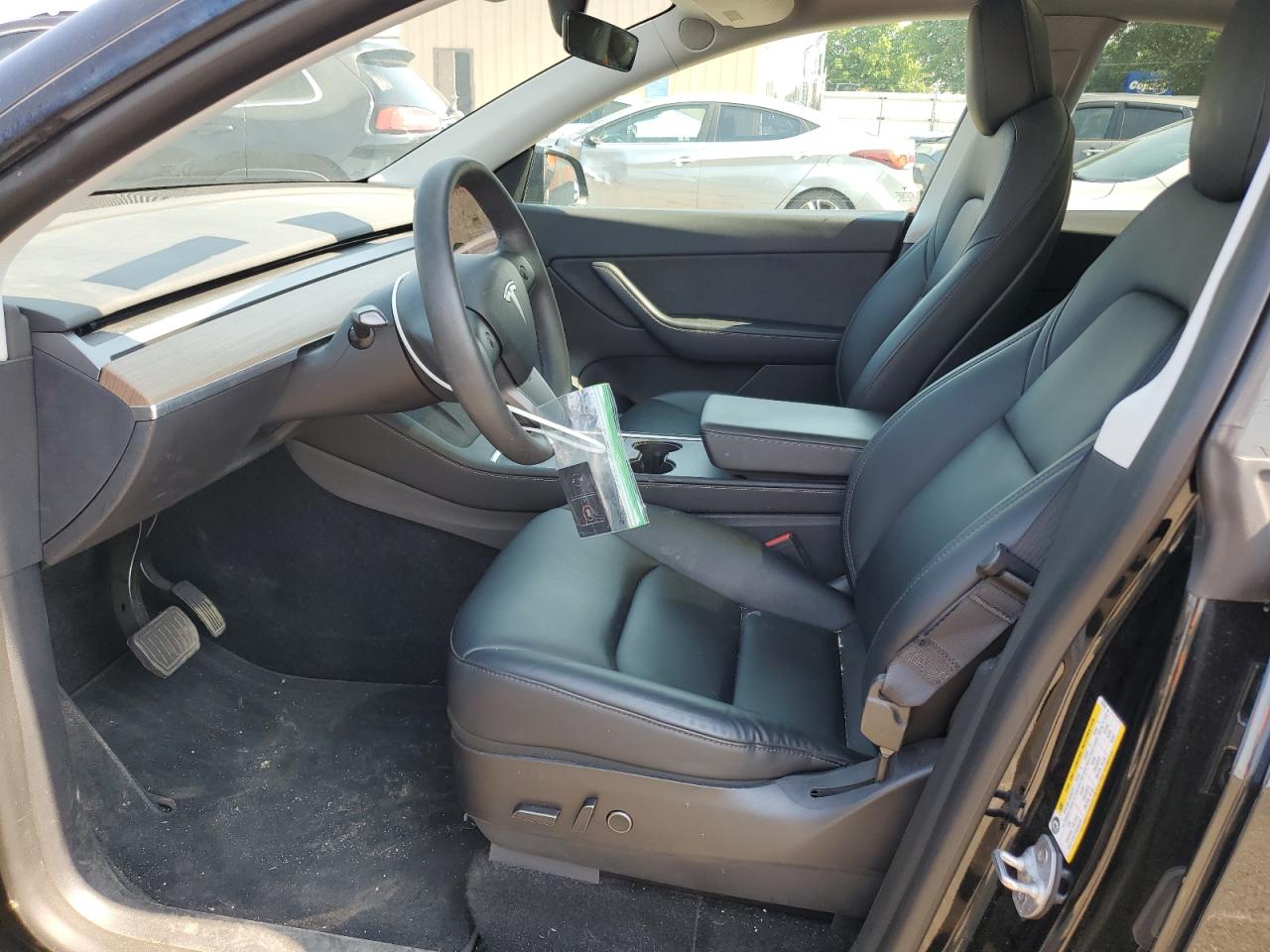 2022 Tesla Model Y VIN: 7SAYGDEE2NF323553 Lot: 58195145