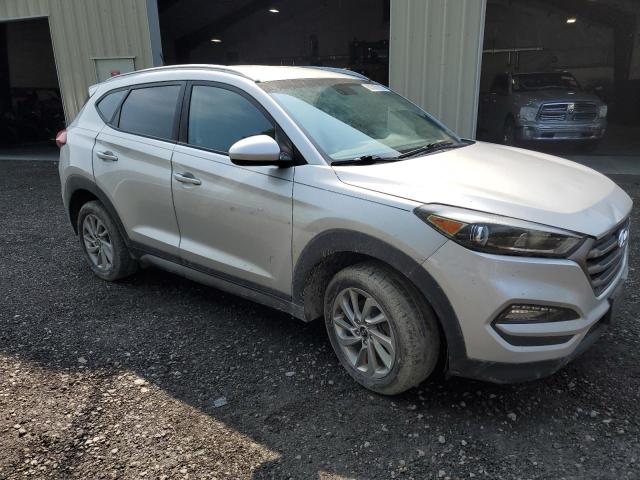 Parquets HYUNDAI TUCSON 2016 Srebrny