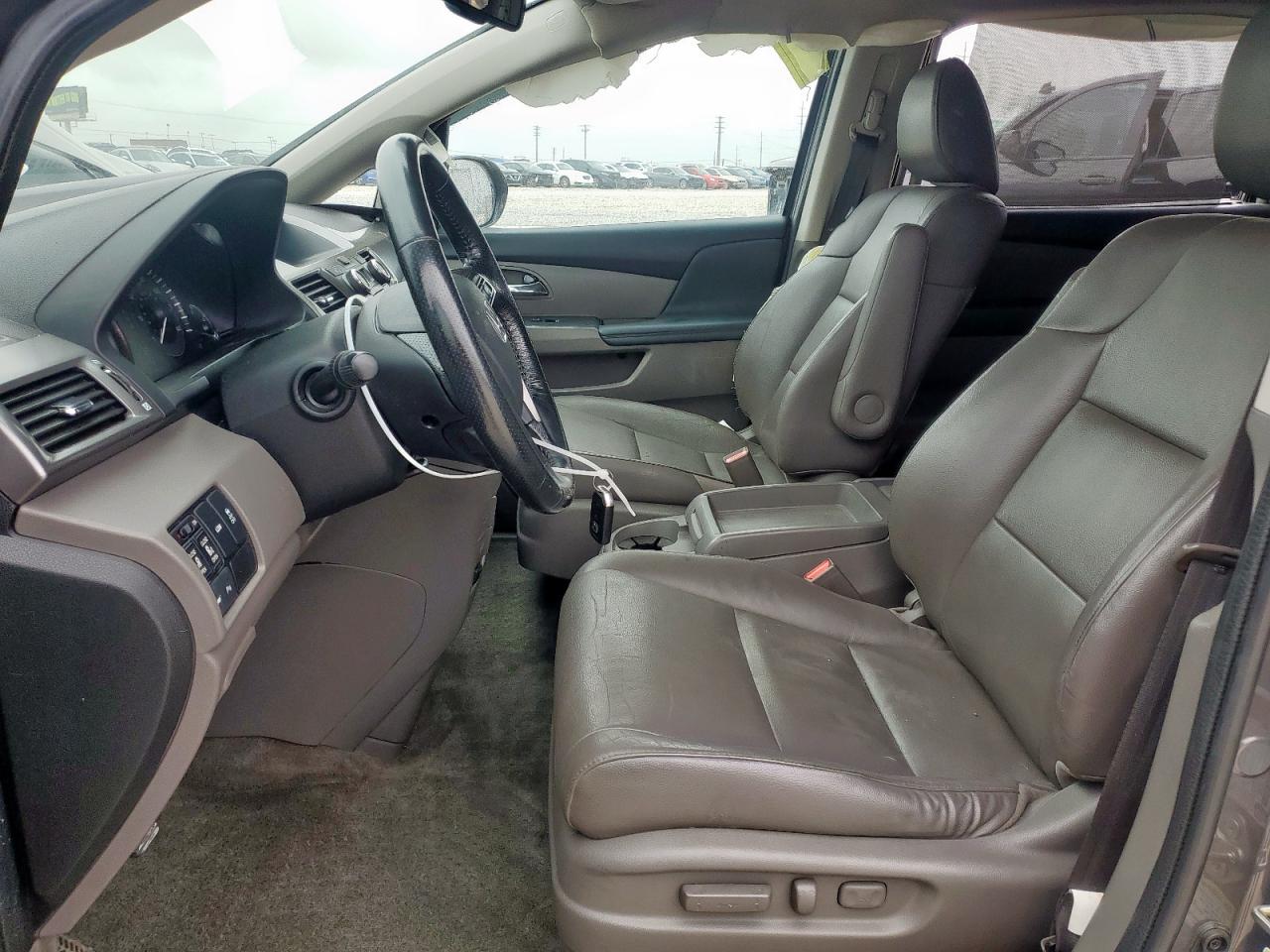 2015 Honda Odyssey Touring VIN: 5FNRL5H96FB082857 Lot: 59637105