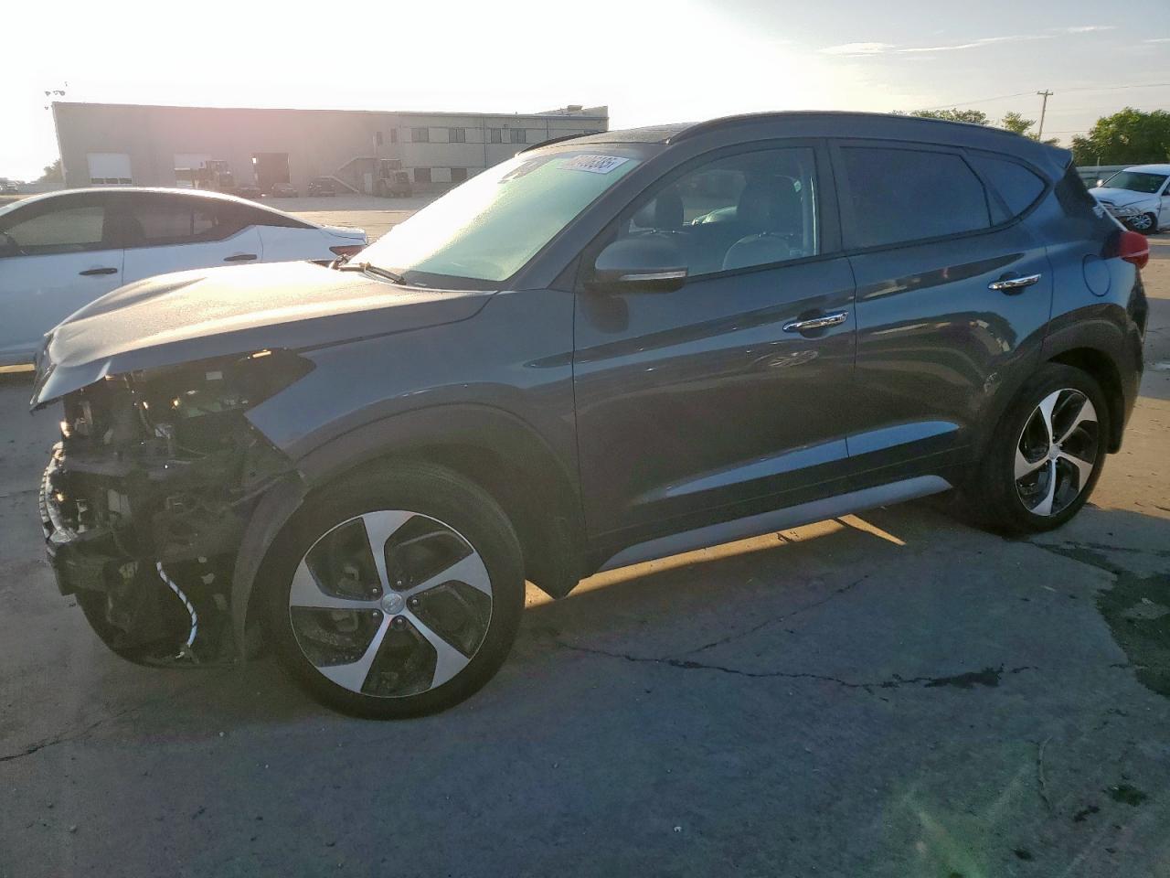 HYUNDAI TUCSON 2018 VIN KM8J3CA22JU829977