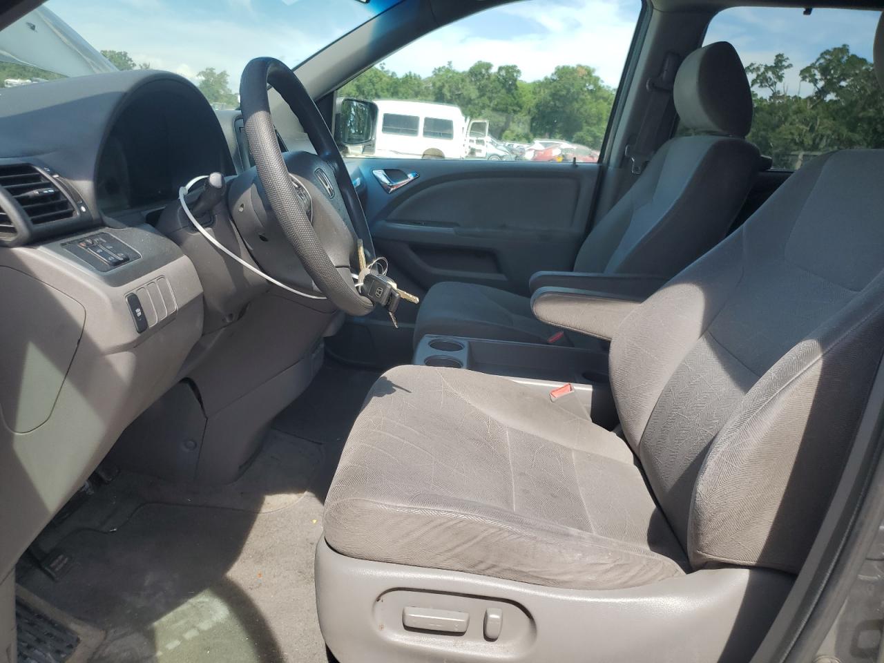 HONDA All Models 2010 VIN 5FNRL3H48AB054141 photo 7