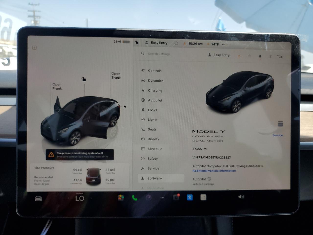 2024 Tesla Model Y VIN: 7SAYGDEE7RA228327 Lot: 60875175