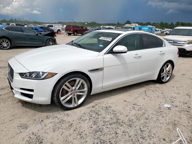 Седаны JAGUAR XE 2017 Белы