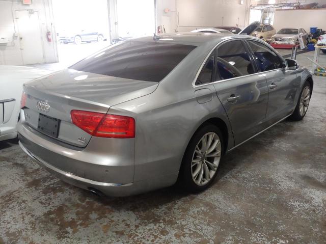 Sedans AUDI A8 2012 Srebrny