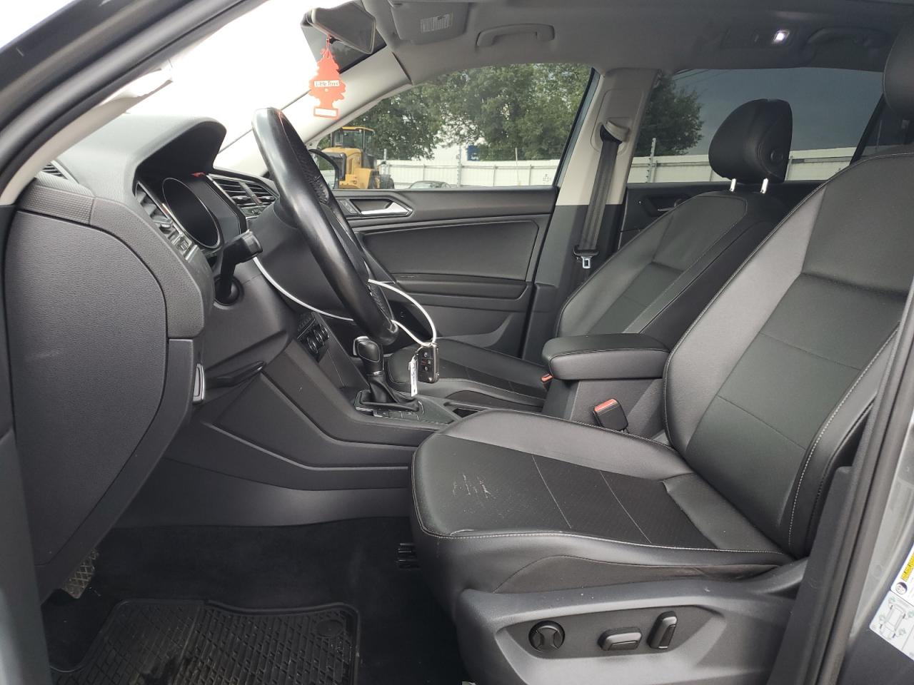 VOLKSWAGEN TIGUAN 2018 VIN 3VV3B7AX8JM103579 photo 7