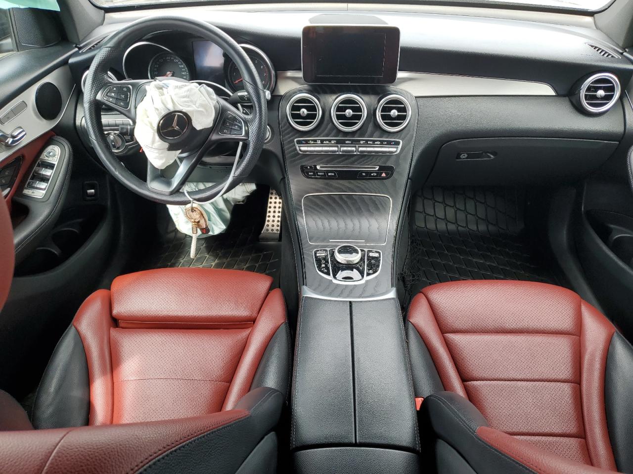 WDC0J4KB3KF605806 MERCEDES-BENZ GLC-CLASS 2019