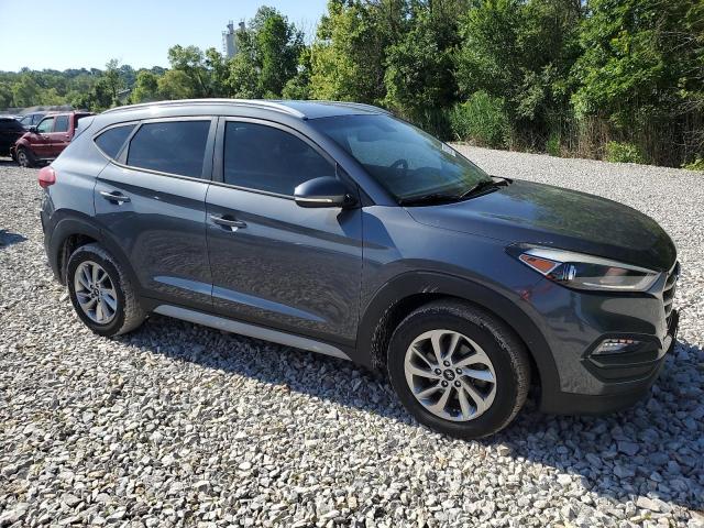  HYUNDAI TUCSON 2017 Серый