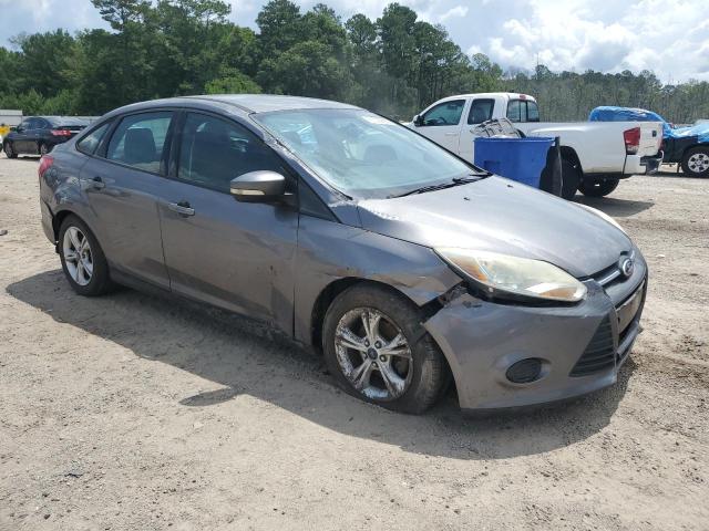 Sedans FORD FOCUS 2014 Gray