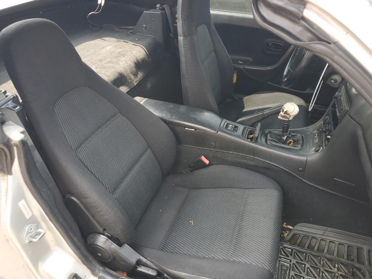 2000 Mazda Mx-5 Miata Base VIN: JM1NB3538Y0142306 Lot: 60708835