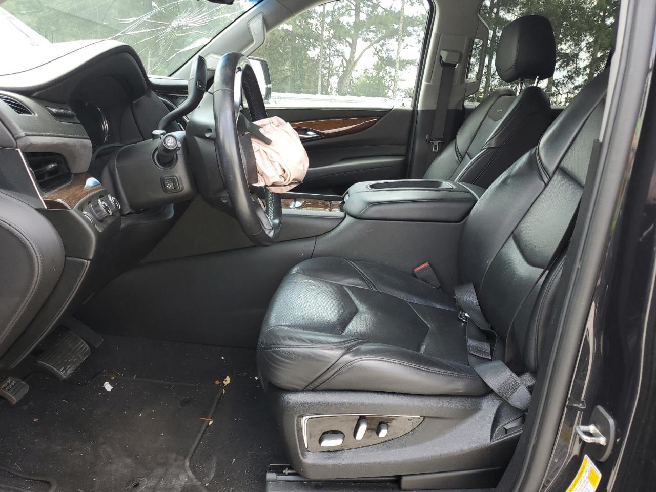 2019 Cadillac Escalade Luxury VIN: 1GYS4BKJ7KR351530 Lot: 62767025