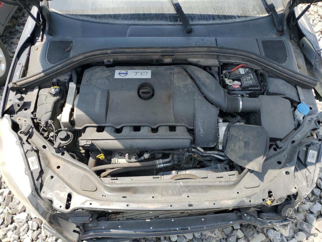 2016 Volvo Xc60 T6 Premier VIN: YV4902RK3G2833813 Lot: 61873905