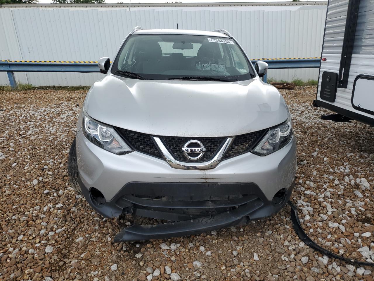 JN1BJ1CP8HW022845 NISSAN ROGUE 2017