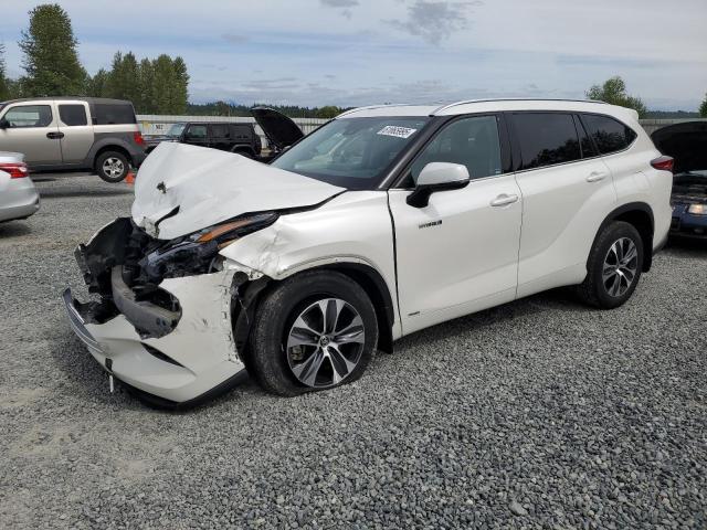 2020 Toyota Highlander Hybrid Xle  
