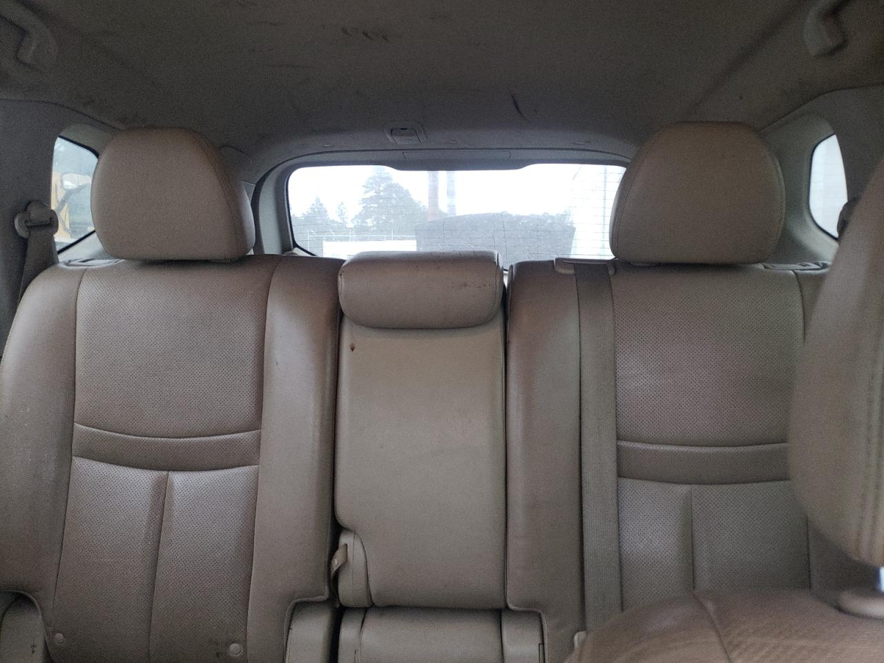 Nissan Rogue s 2014
