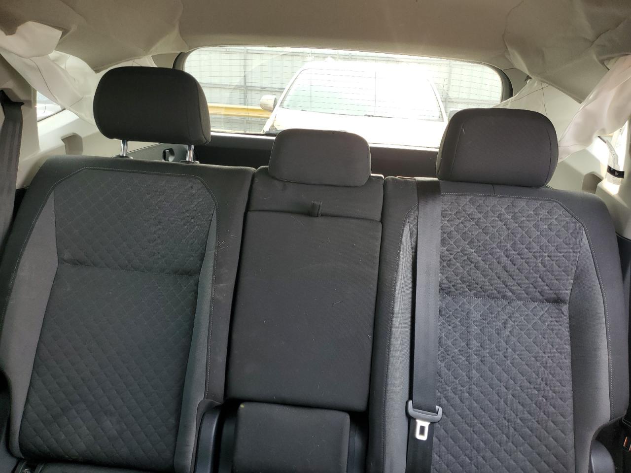 2018 Volkswagen Tiguan S VIN: 3VV0B7AX7JM015349 Lot: 70761085