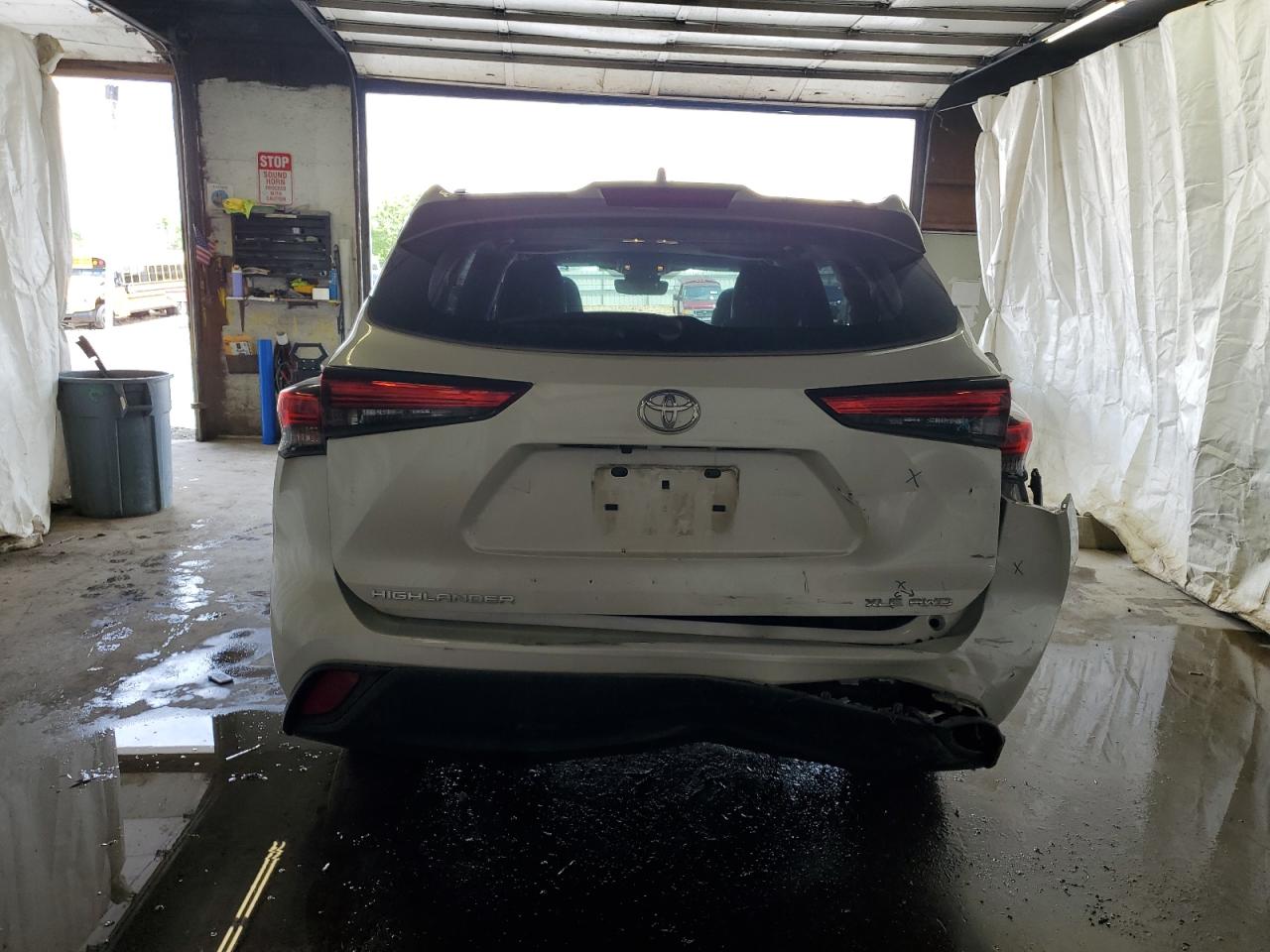 2023 Toyota Highlander L VIN: 5TDKDRBH9PS028911 Lot: 62825255