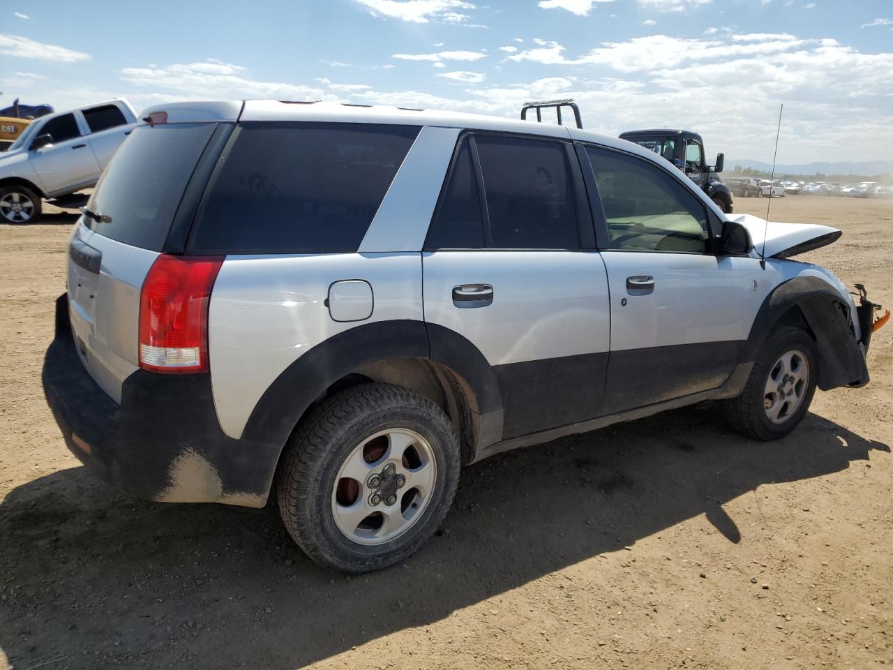 SATURN VUE 2004 VIN 5GZCZ23D44S840160 фото 3